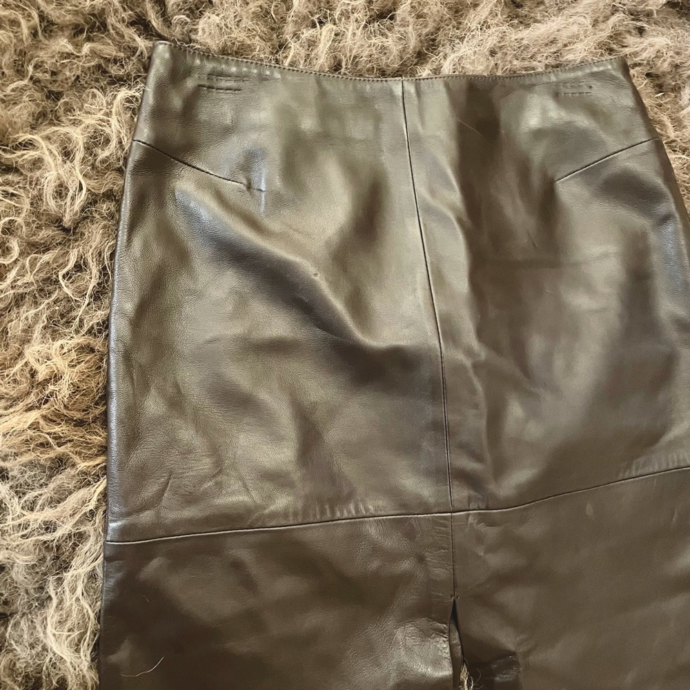 Vintage 🥀 Vakko chocolate lamb leather skirt